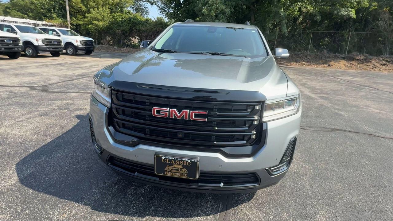 2023 Gmc Acadia SLE photo 3
