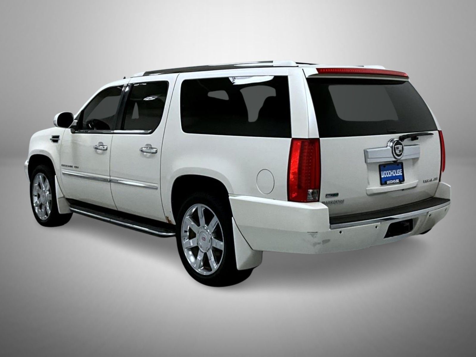 2011 Cadillac Escalade ESV Luxury photo 7