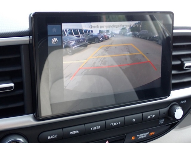 2025 Hyundai Venue SEL photo 19