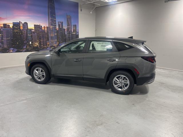2026 Hyundai Tucson SE photo 3