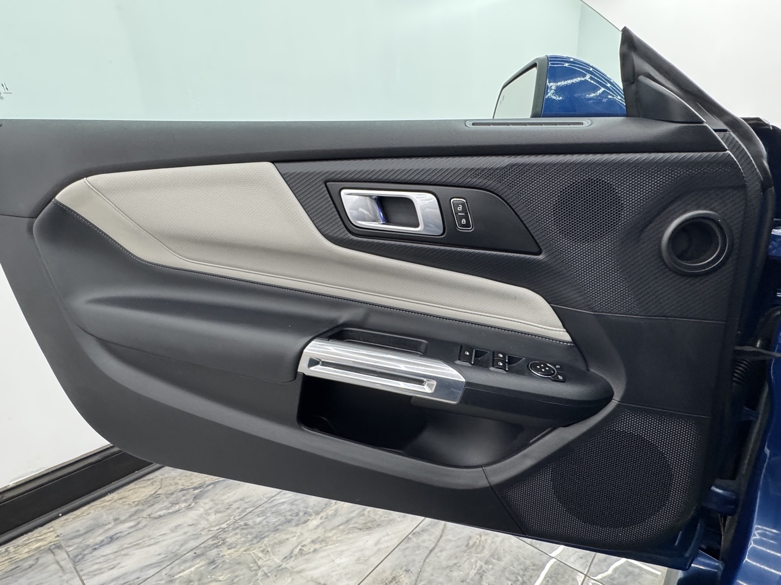 2024 Ford Mustang EcoBoost Premium photo 48