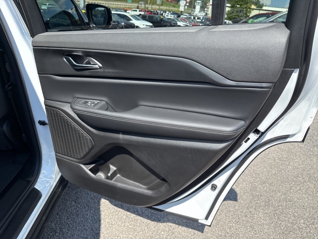 2025 Jeep Grand Cherokee Altitude X photo 19