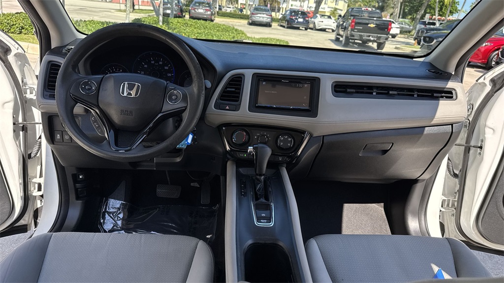 2019 Honda HR-V LX photo 34