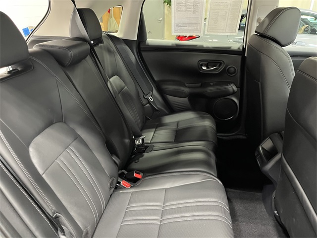 2025 Honda HR-V EX-L photo 14