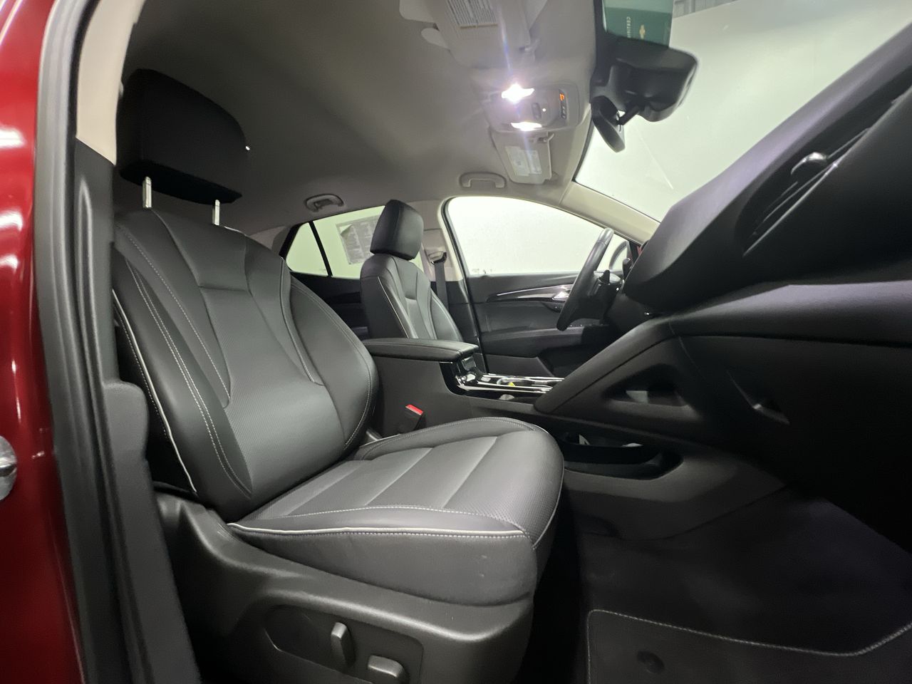 2023 Buick Envision Essence photo 25
