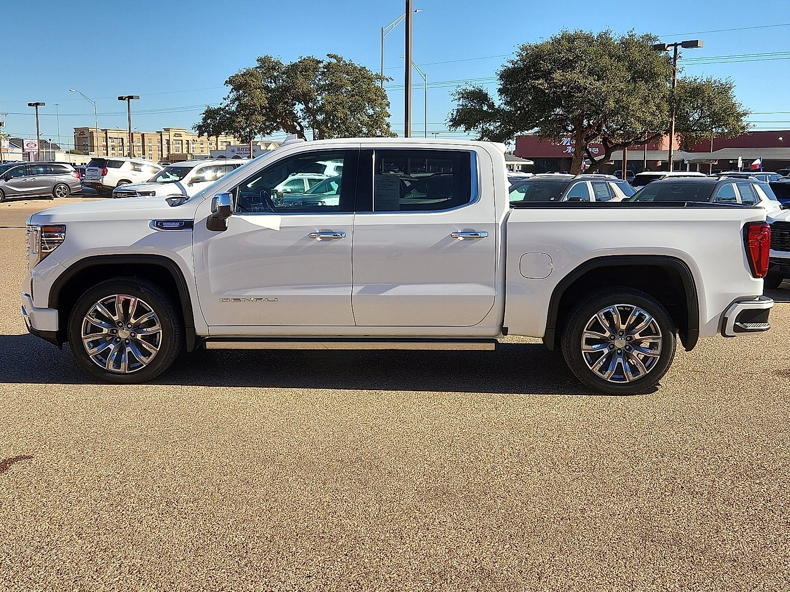 2024 Gmc Sierra 1500 Denali photo 2