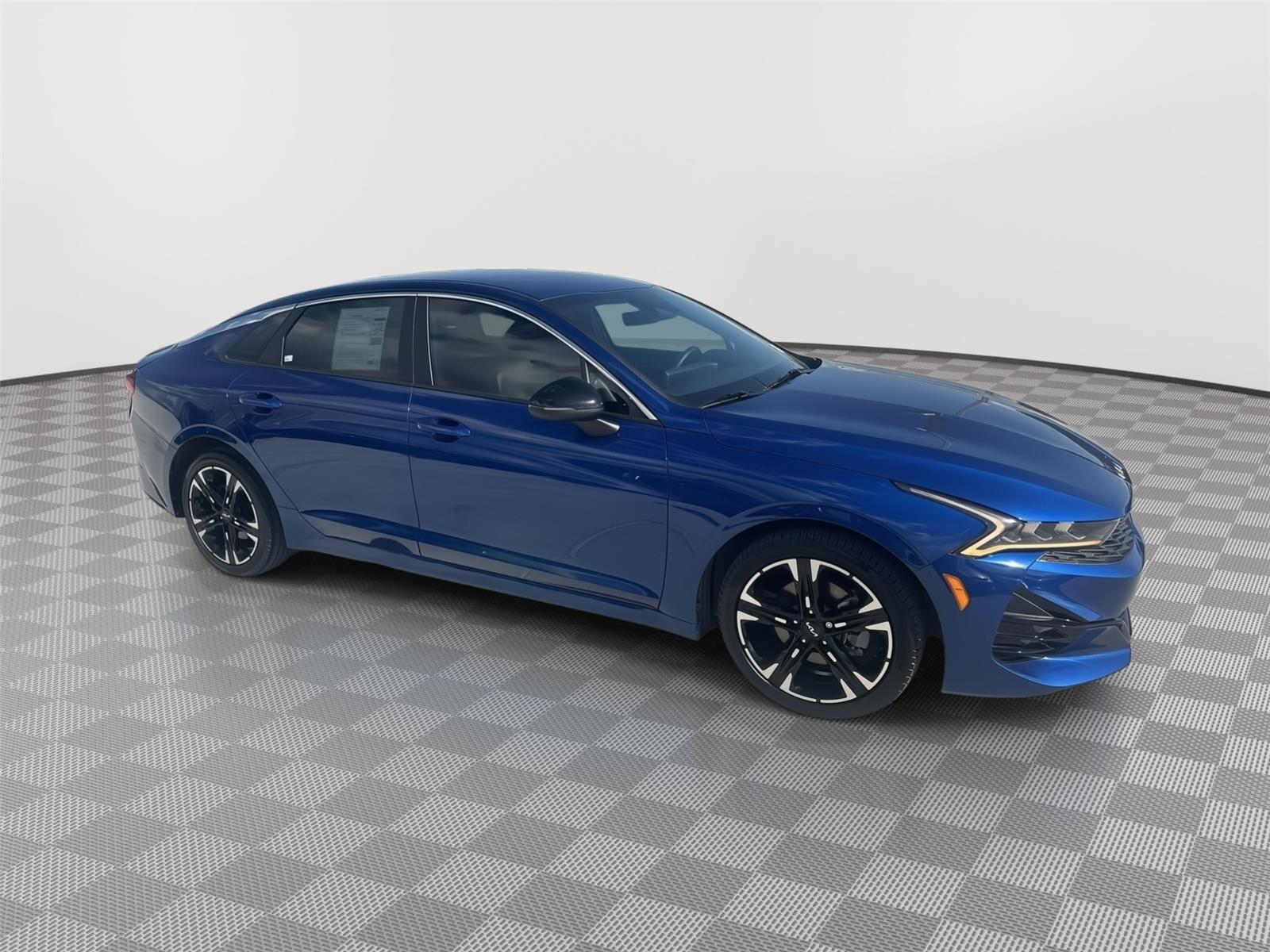 2024 Kia K5 GT-Line photo 3