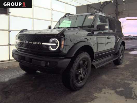 2025 Ford Bronco 4-Door Outer Banks's photo