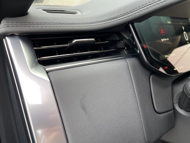 2025 Land Rover Range Rover SE photo 24
