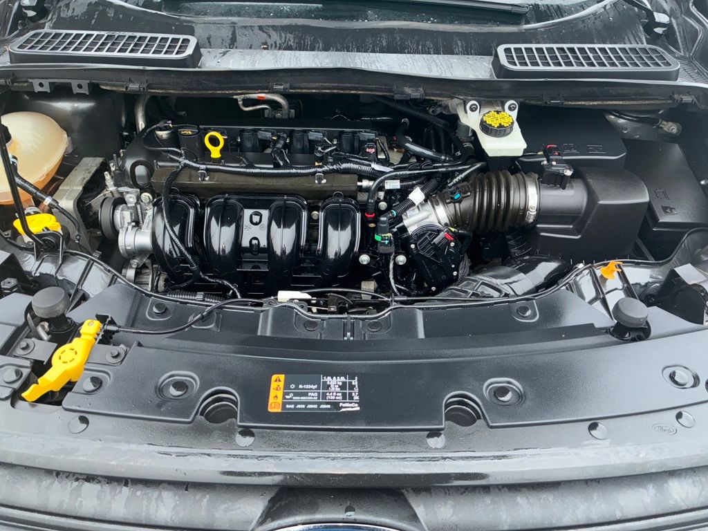 2019 Ford Escape S photo 20