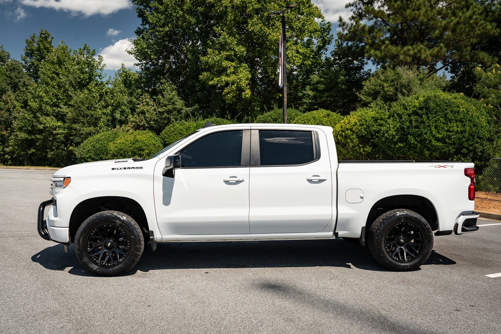 2022 Chevrolet Silverado 1500 RST photo 4