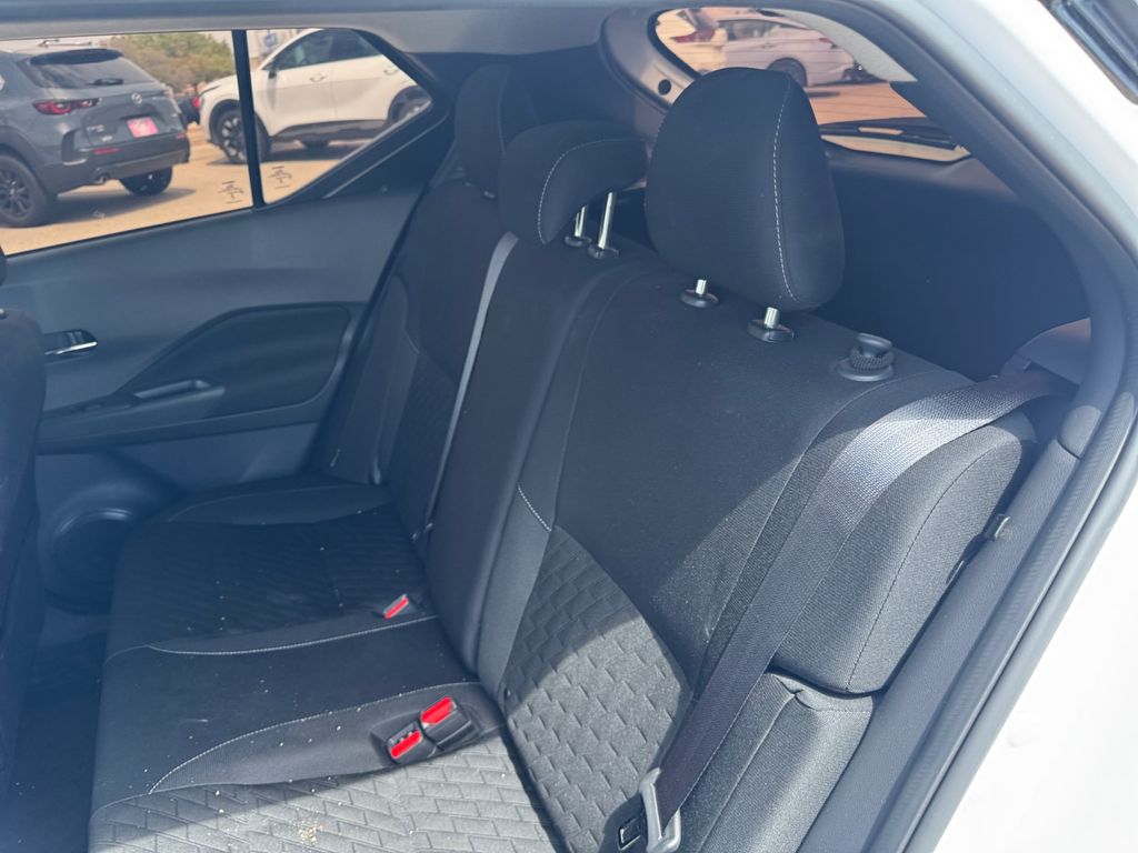 2024 Nissan Kicks SV photo 18