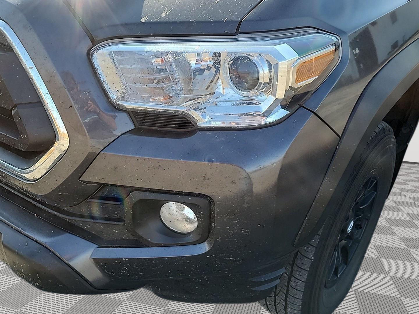 2023 Toyota Tacoma SR5 V6 photo 12