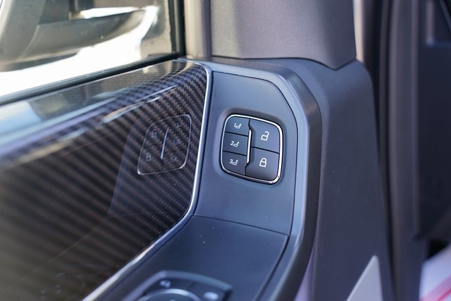 2025 FORD F-150 - Image 42