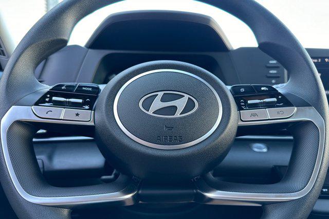2025 Hyundai Elantra Blue SEL Sport photo 21