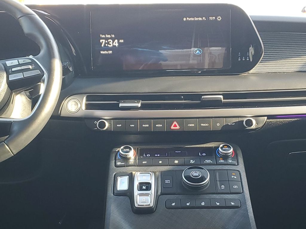 2024 Hyundai Palisade Limited photo 24