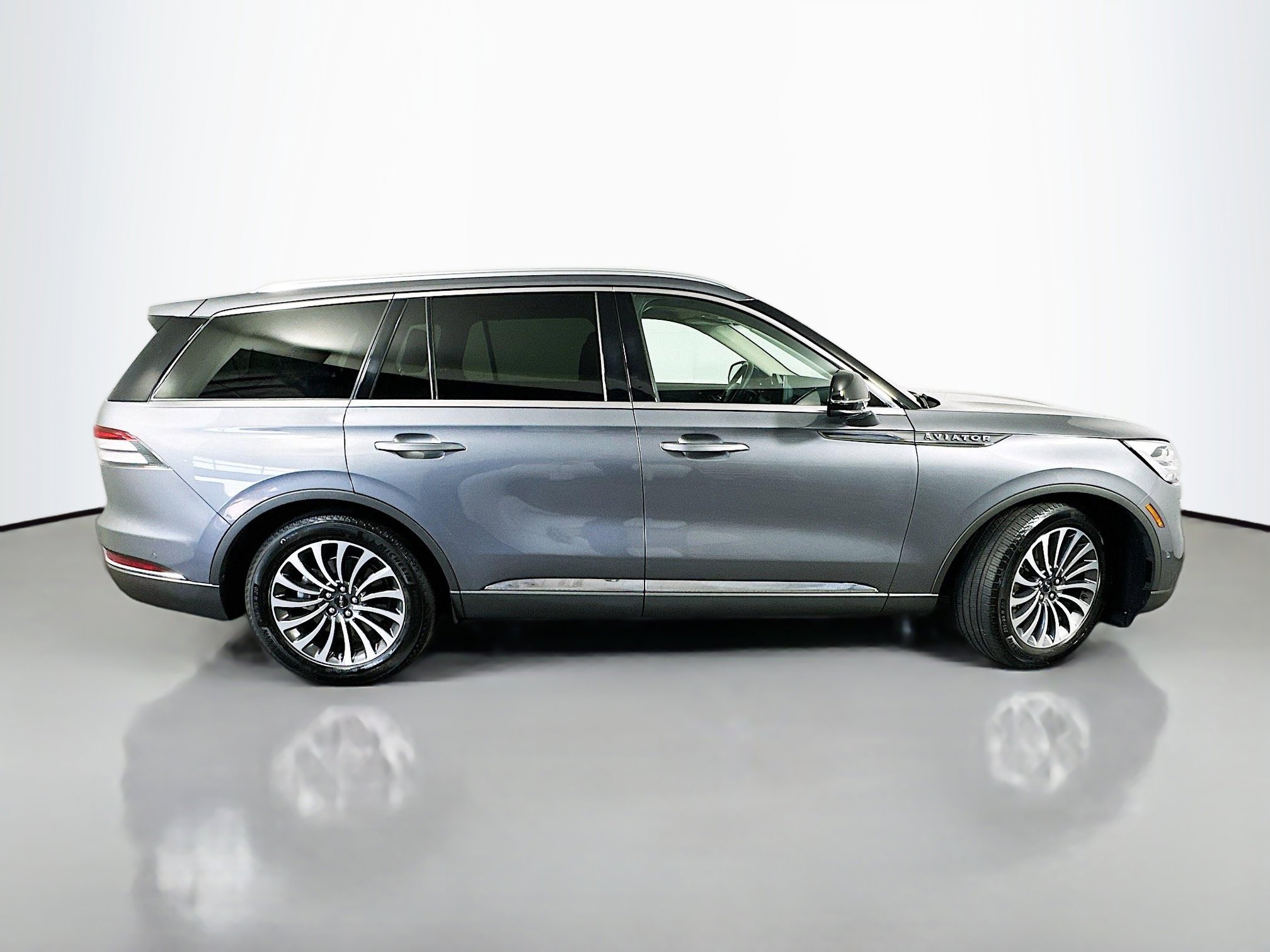 2022 Lincoln Aviator Reserve photo 8