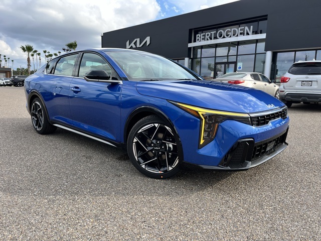 2025 Kia K4 GT-Line's photo