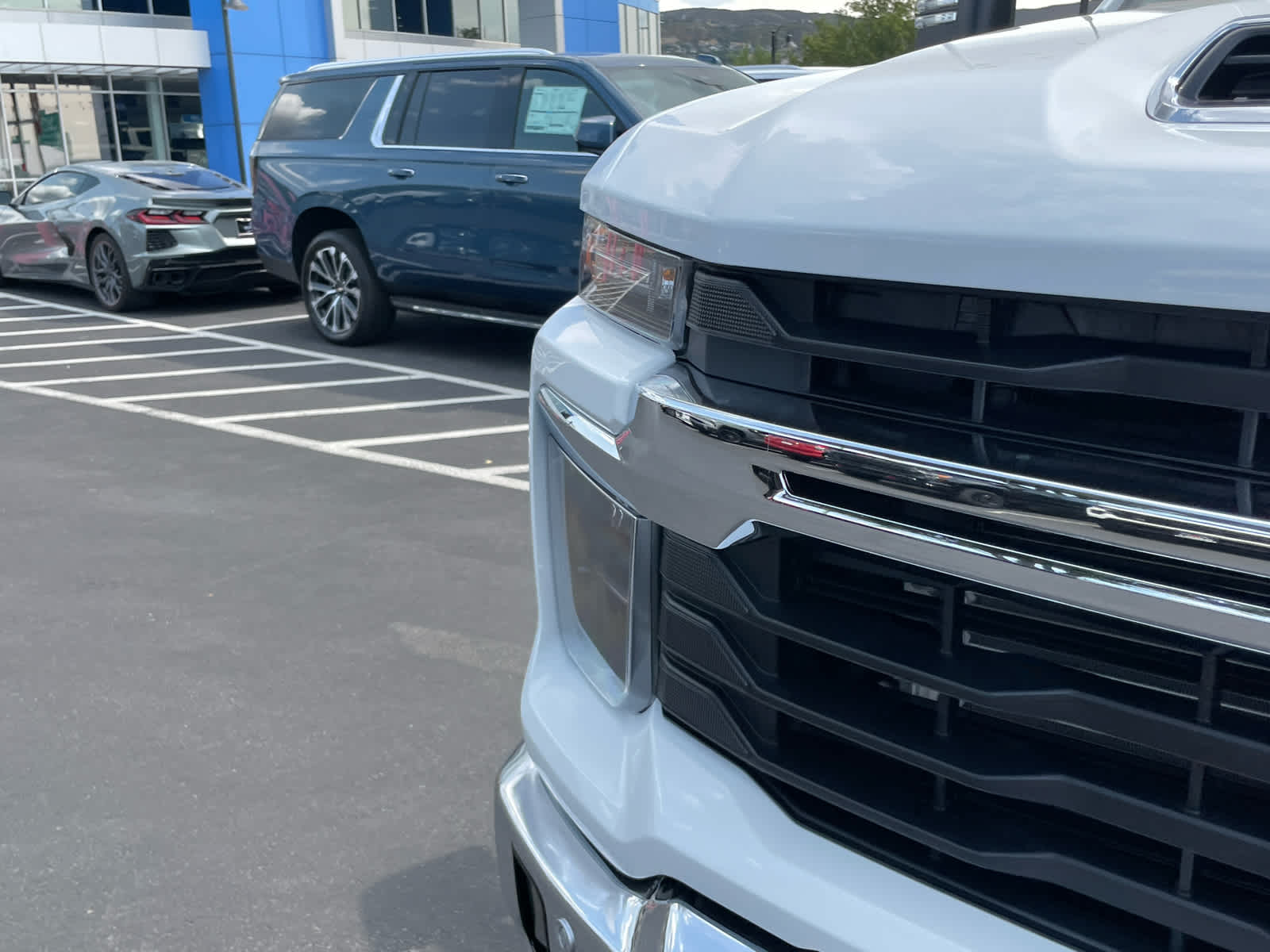 2025 Chevrolet Silverado 3500HD LT photo 16
