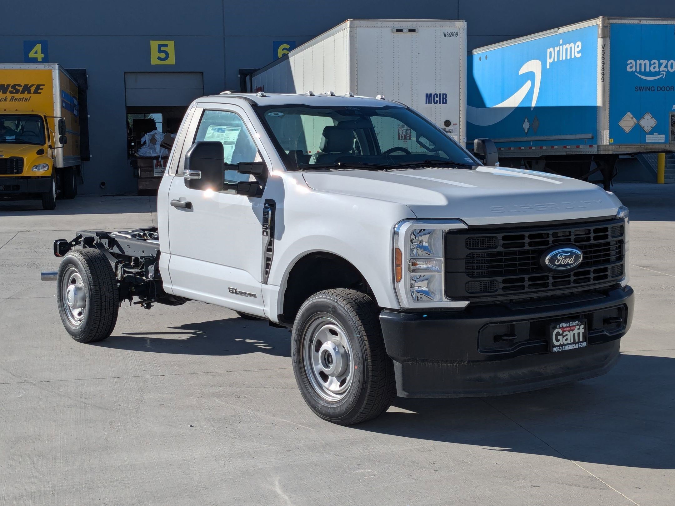 2024 Ford F-350 Super Duty Chassis Cab XL's photo