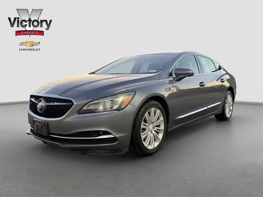 2019 Buick LaCrosse Essence's photo