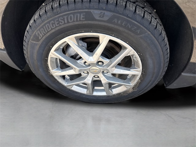 2024 Chevrolet Equinox LT photo 9