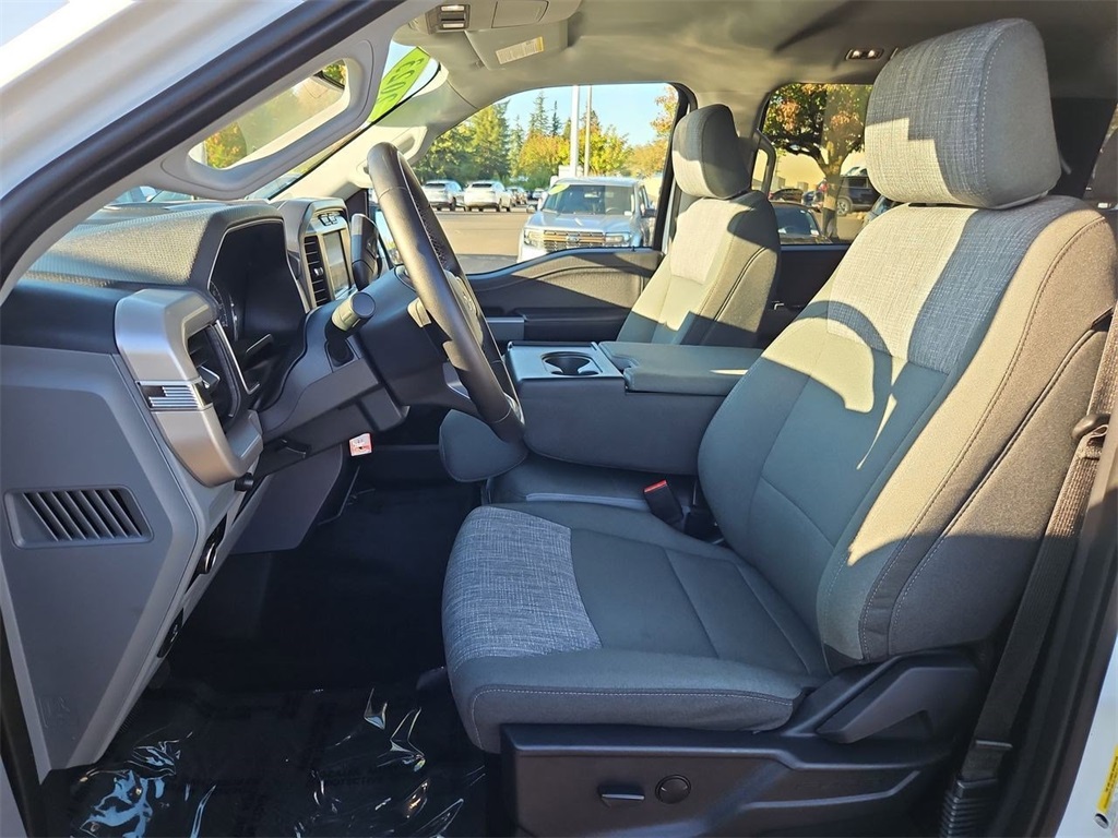 2023 Ford F-150 XLT photo 12