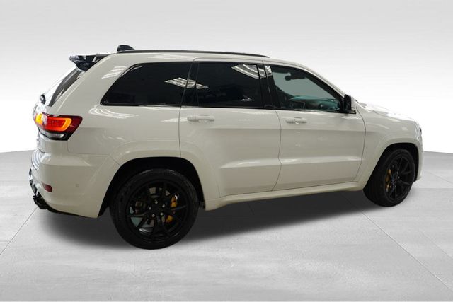 2018 Jeep Grand Cherokee Trackhawk photo 2