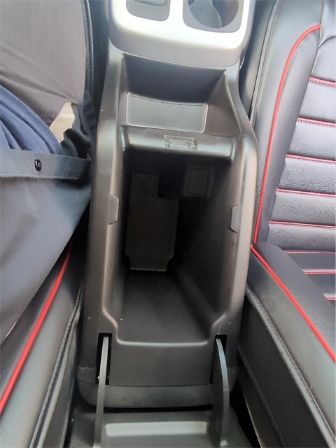 2022 Chevrolet Colorado LT photo 29