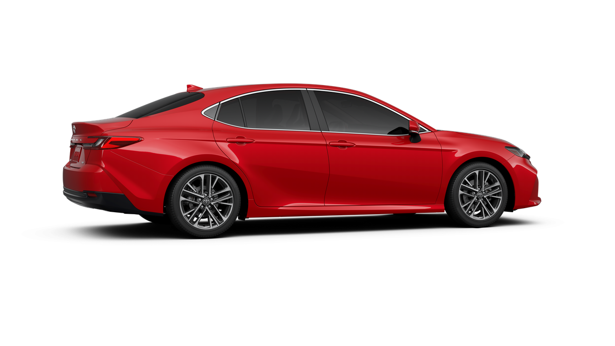 2025 Toyota Camry XLE photo 11