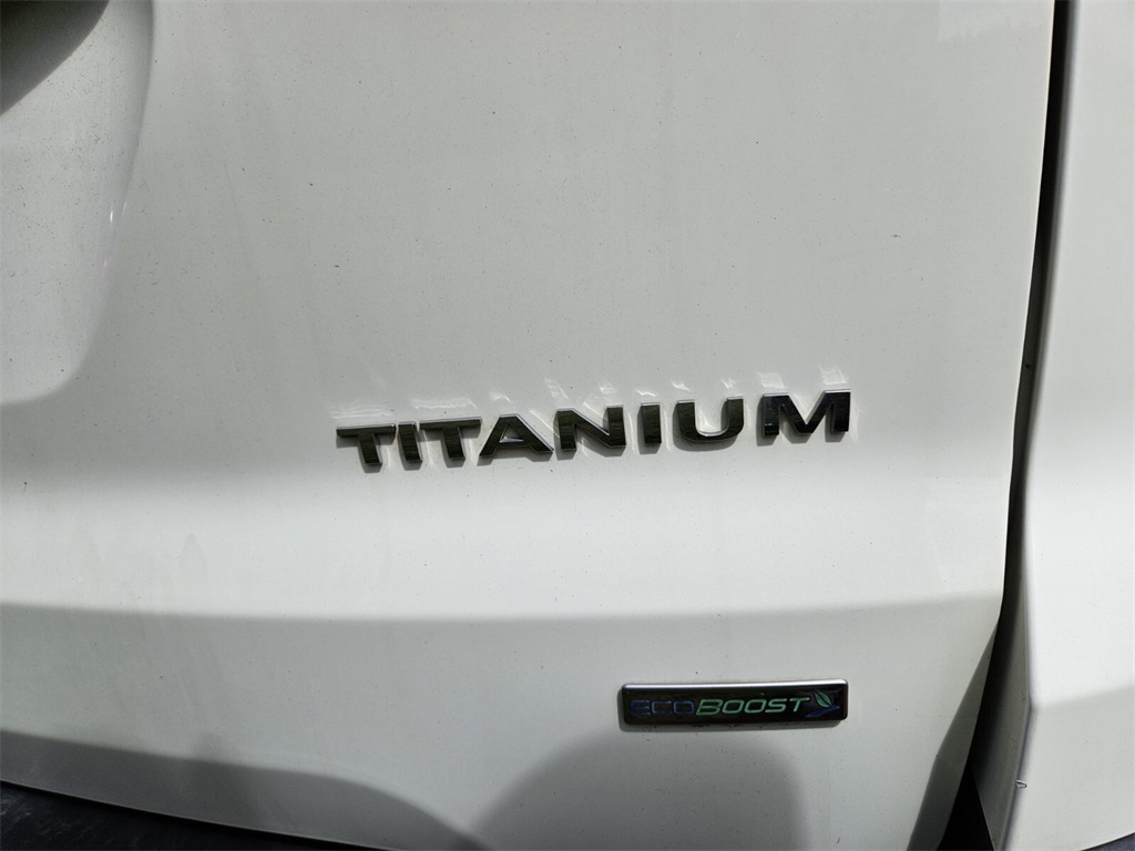 2020 Ford EcoSport Titanium photo 10
