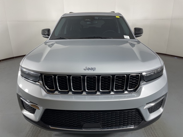 2023 Jeep Cherokee 4xe photo 2