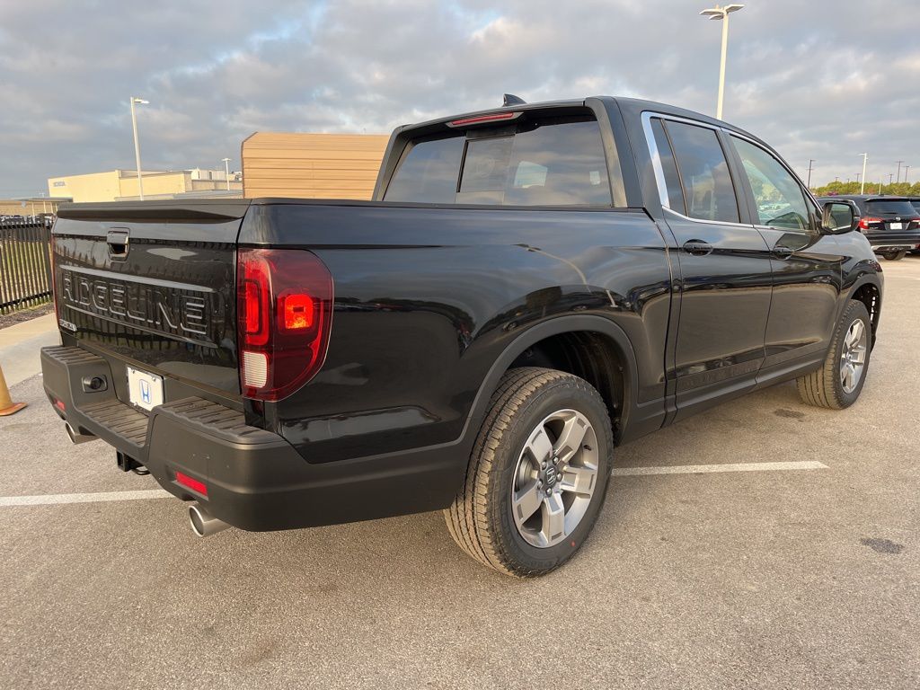 2026 Honda Ridgeline RTL photo 2