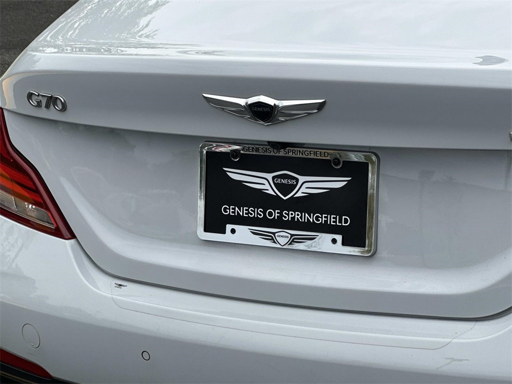 2019 Genesis G70 3.3T Advanced photo 8