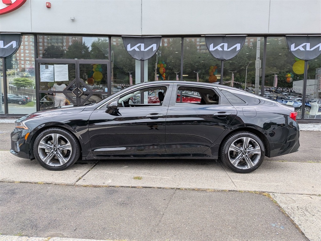 2023 Kia K5 EX photo 9