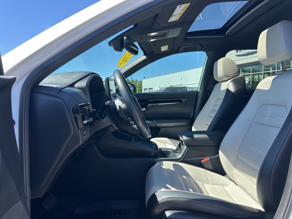 2023 Honda CR-V Hybrid Sport Touring photo 10