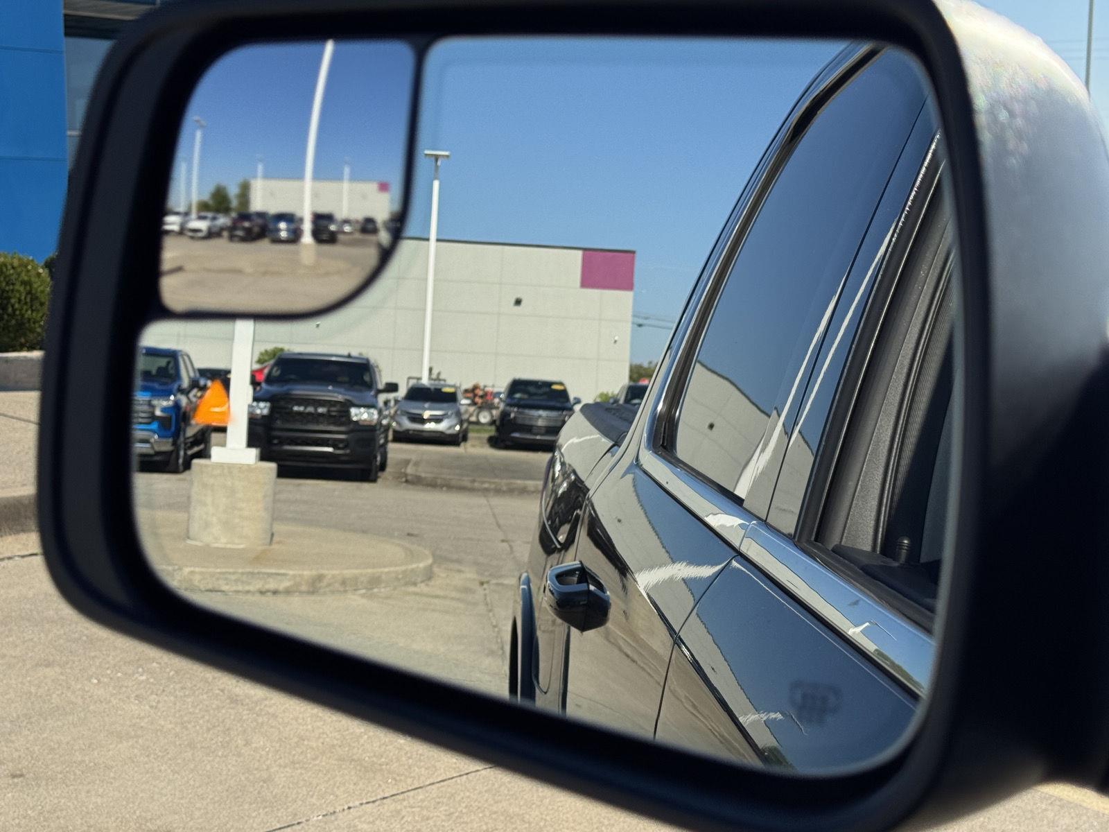 2025 Ram 1500 photo 11