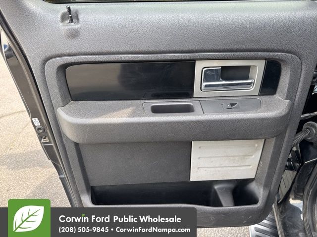 2011 Ford F-150 FX4 photo 32