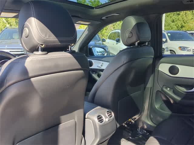 2021 Mercedes Benz GLC 300 photo 6