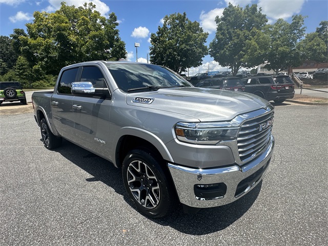 2025 Ram 1500 Laramie photo 7