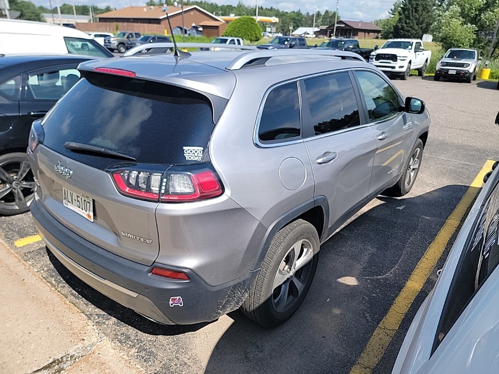2020 Jeep Cherokee Limited photo 6