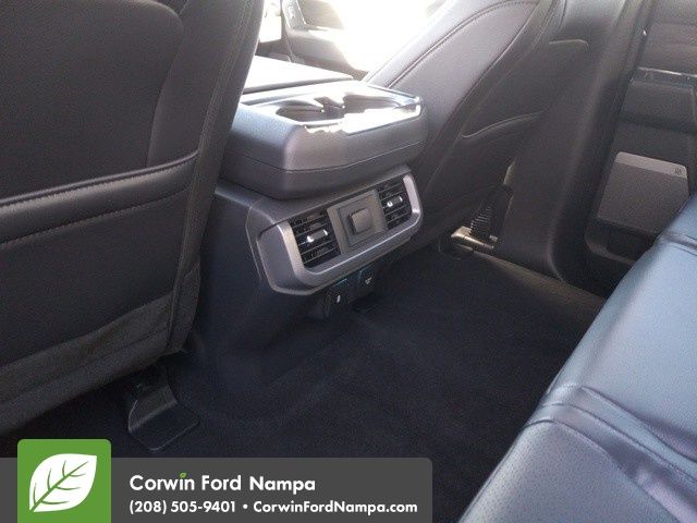 2025 Ford F-150 Lariat photo 27