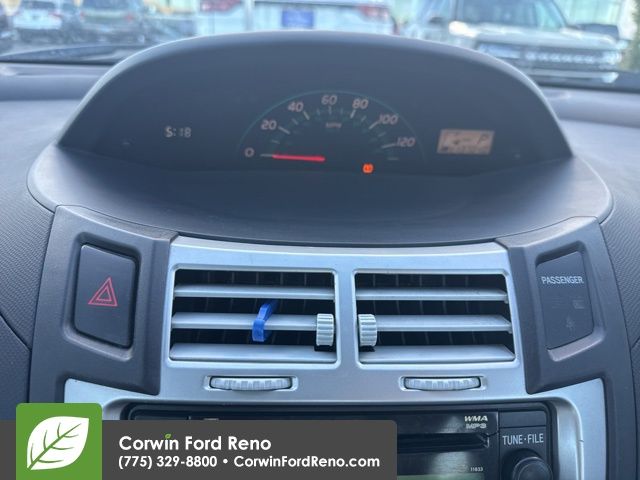 2008 Toyota Yaris Base photo 13