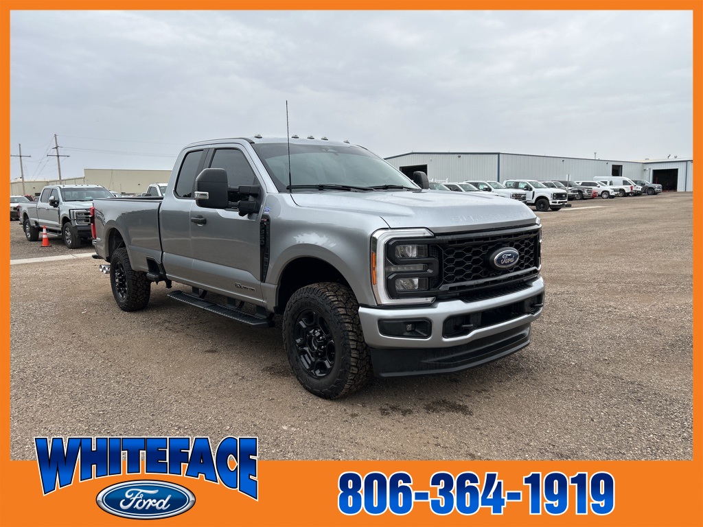2023 Ford F-350 XL photo 8