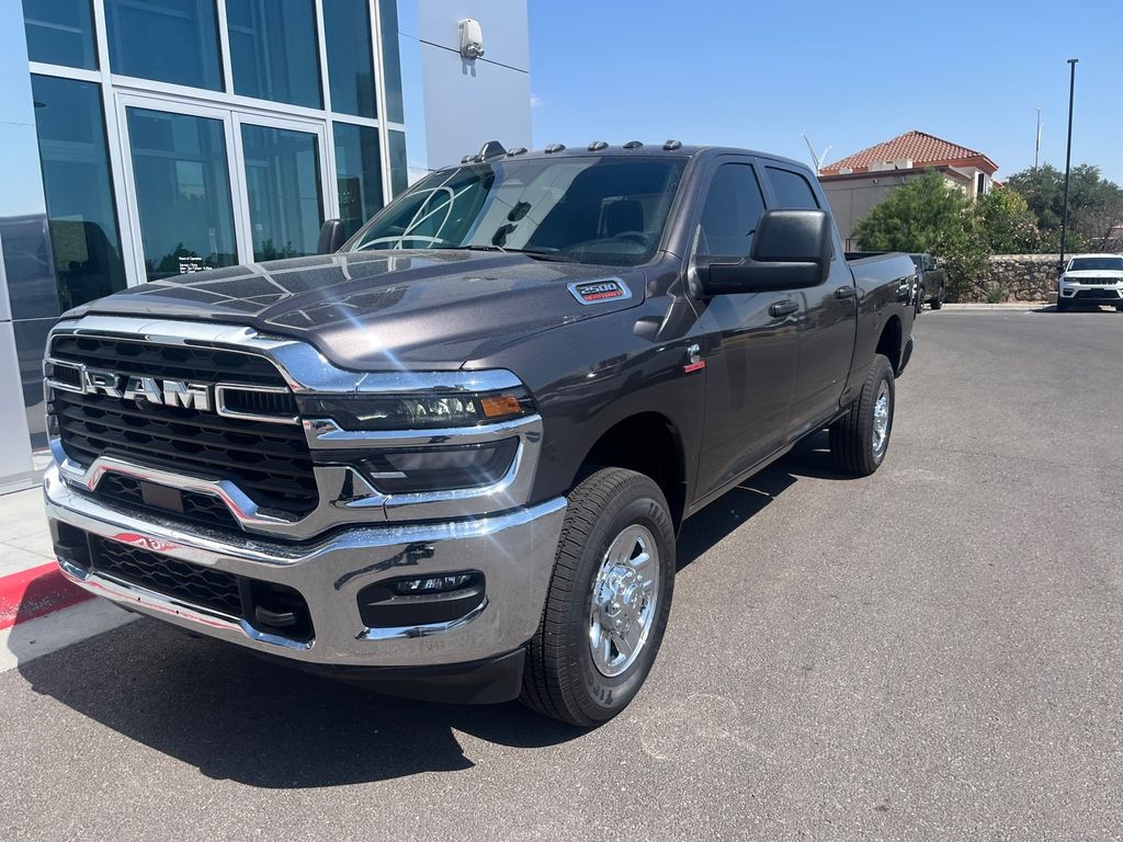 2025 Ram 2500 Tradesman photo 4