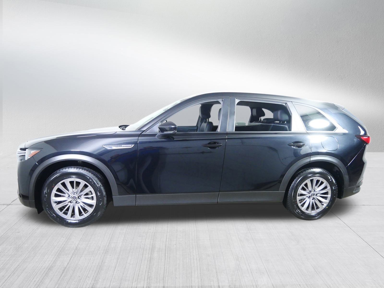 2025 Mazda CX-90 Select photo 4