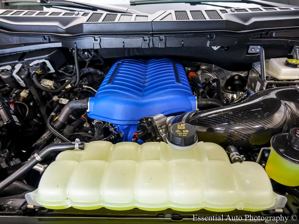 2025 Ford F-150 Lariat photo 19