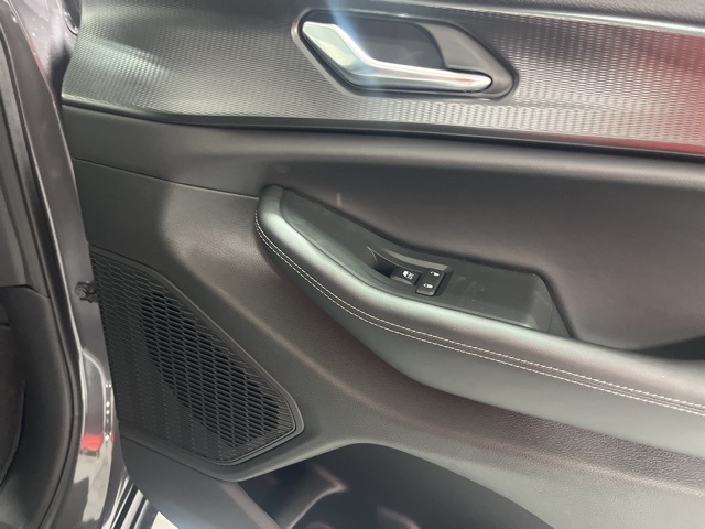 2025 Jeep Grand Cherokee Laredo X photo 17