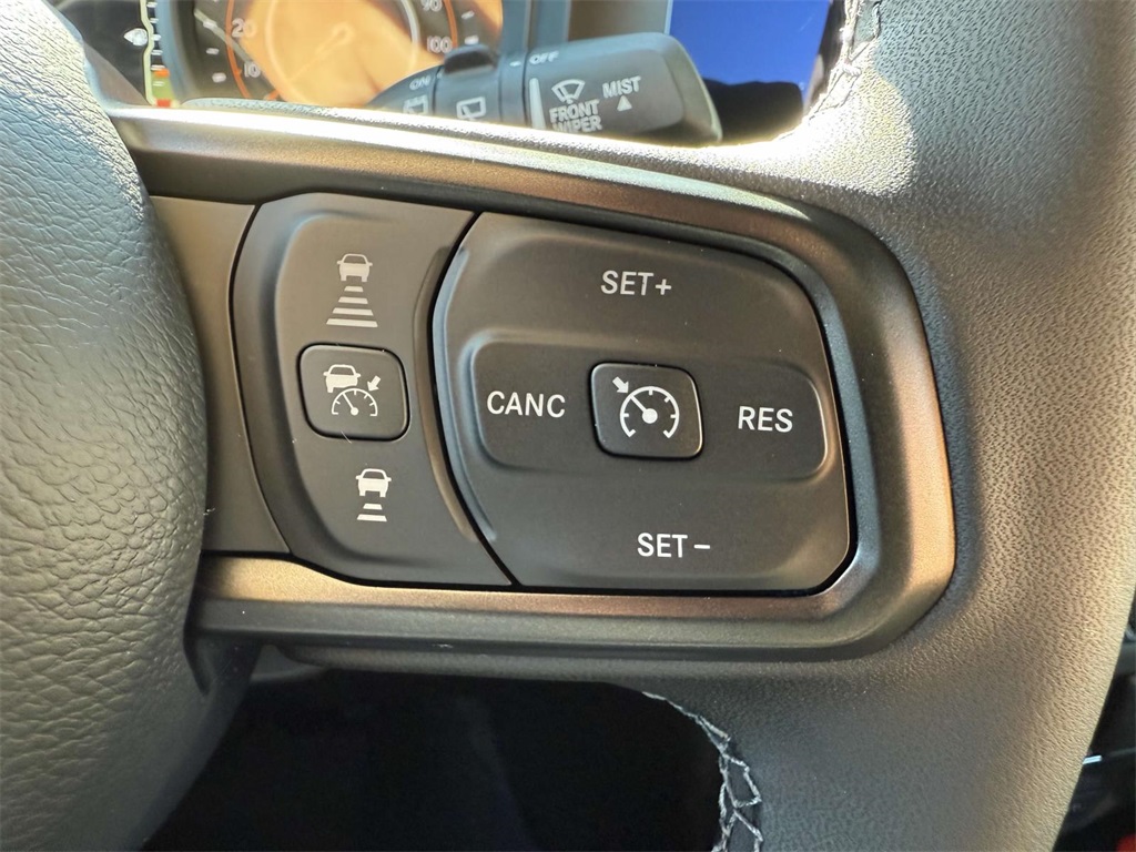 2025 Jeep Wrangler Willys photo 26