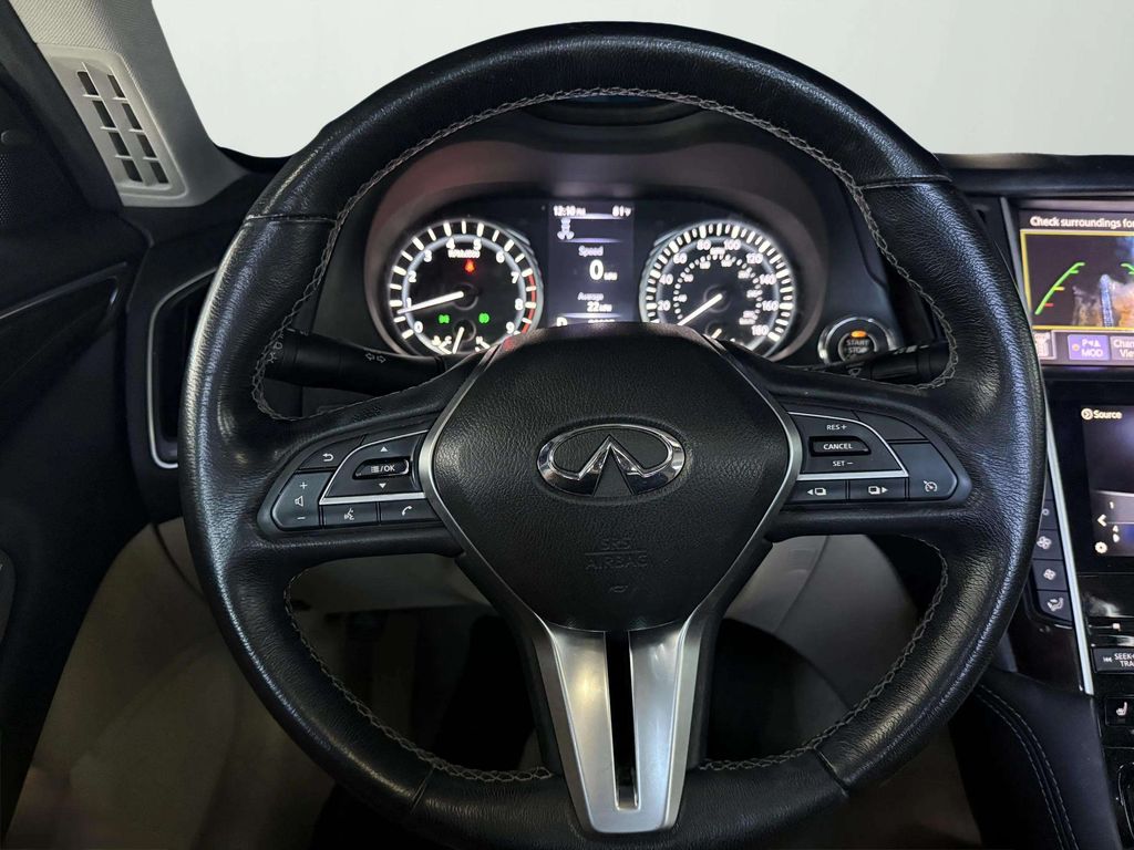 2018 Infiniti Q50 3.0t LUXE photo 14
